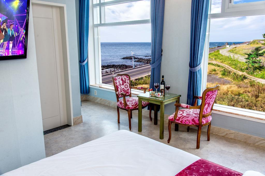 Hotel White House Jeju Quarto foto